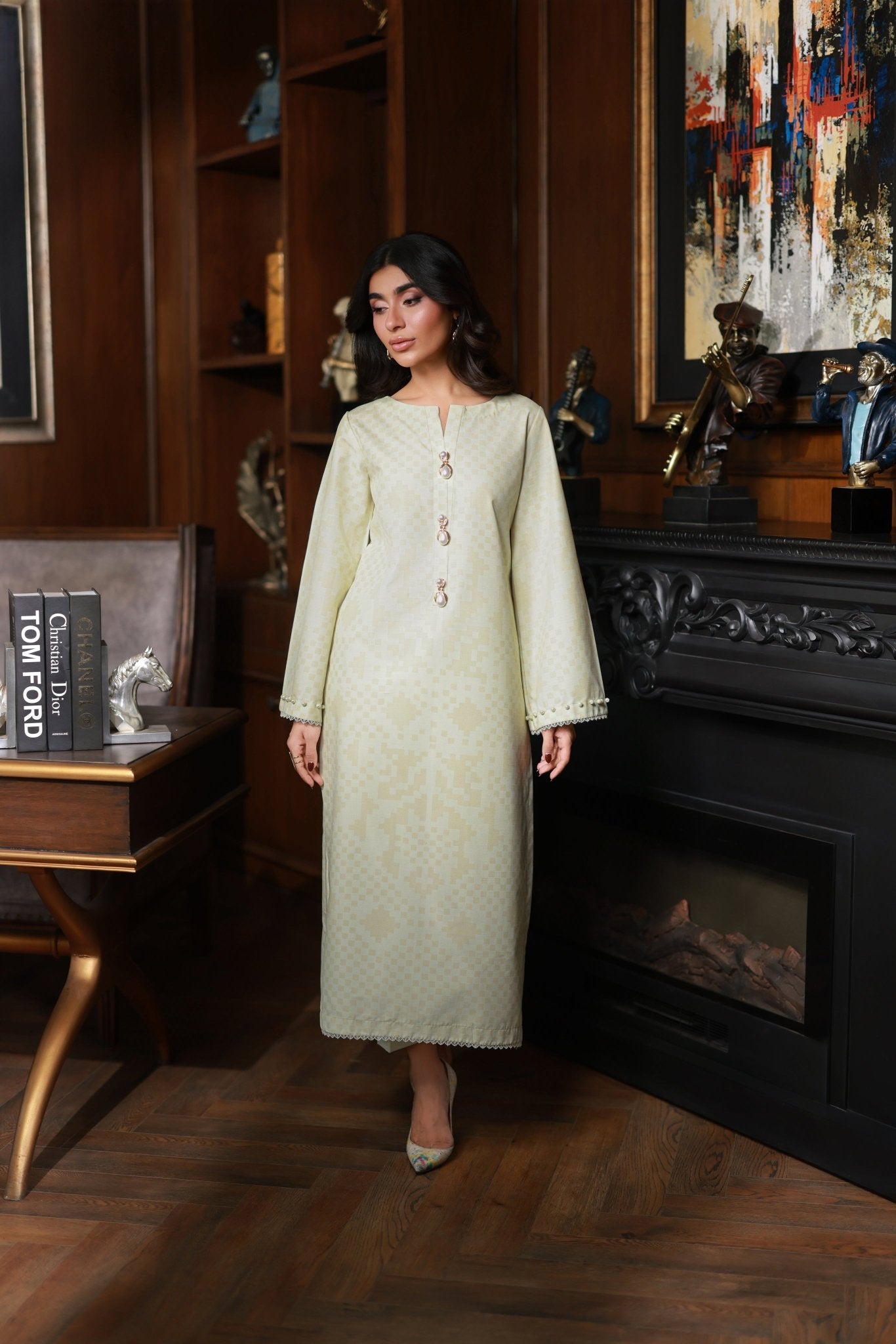 Pixey White - AshBeri