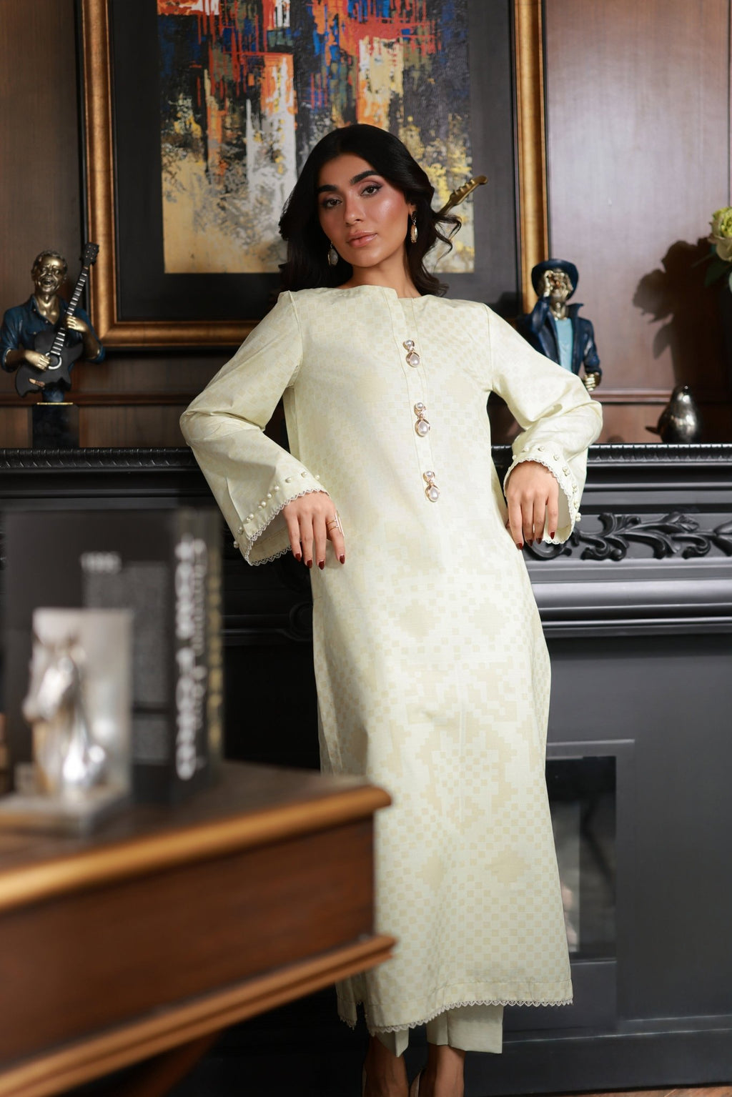 Pixey White - AshBeri